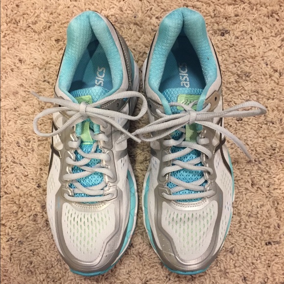 Asics Shoes - ASICS Gel Kayano 22